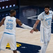 NBA快船队争议行为引发球员罢赛威胁，联盟面临处罚抉择